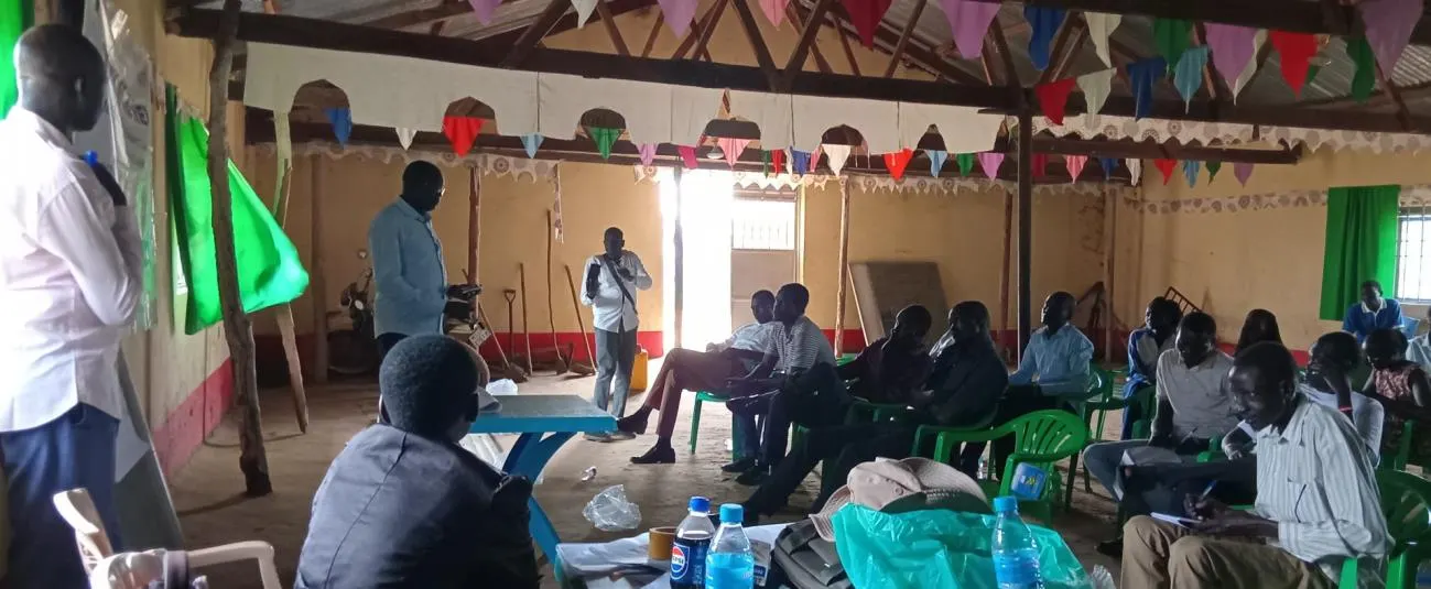 Practical mediation and dialogue facilitation training.